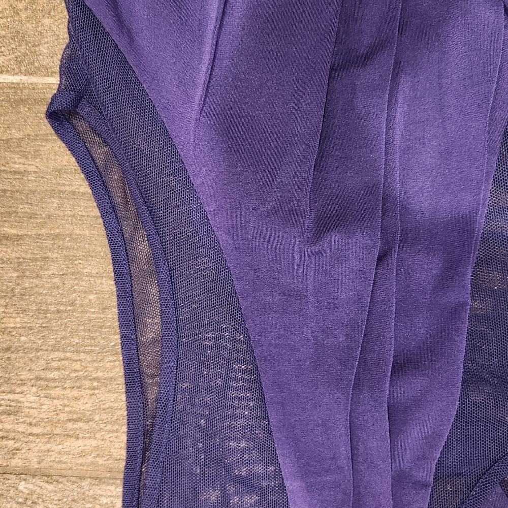 BCBG DRESS - Picture 3 of 5